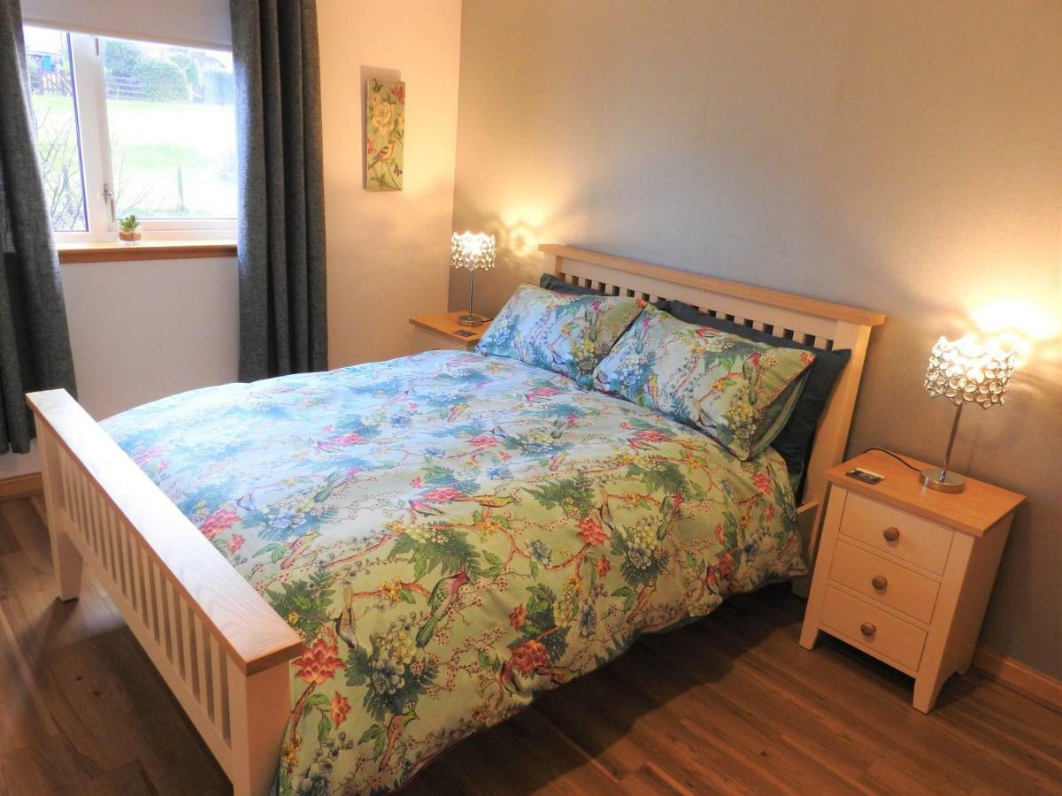 Stornoway Self Catering Apartment Ngoại thất bức ảnh